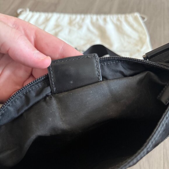 PRADA Shoulder Bag Nylon Triangle Logo Plate Zipper Black - Picture 4 of 6